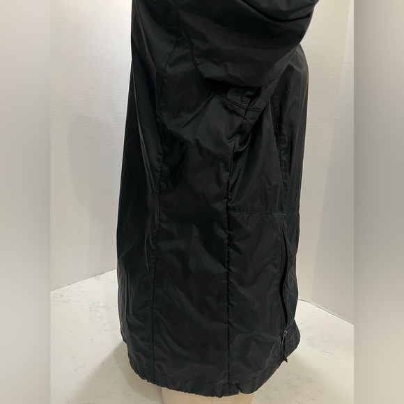 Columbia Women's Black Jacket - Picture 12 of 13